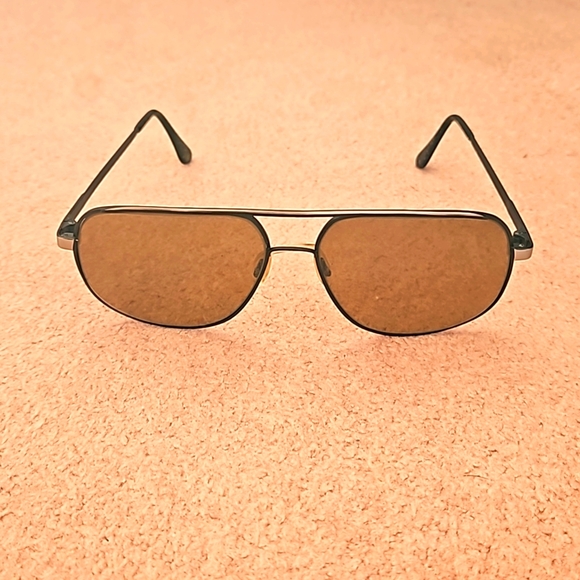 Men's Dark tint Black Sunglasses - Picture 1 of 6